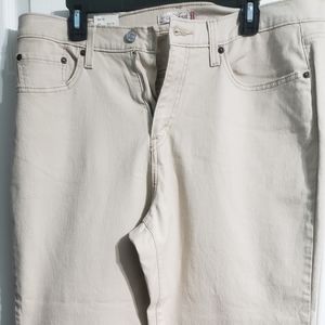 LEVIS, NWT, 20M, CREAM/BEIGE, RELAXED,  BOOTCUT 550, STRETCH JEANS
